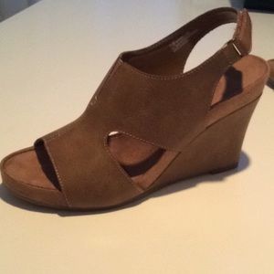 Aerosoles wedge sandals